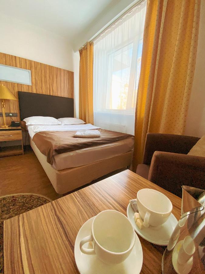 אסטנה Nomad Hotel מראה חיצוני תמונה